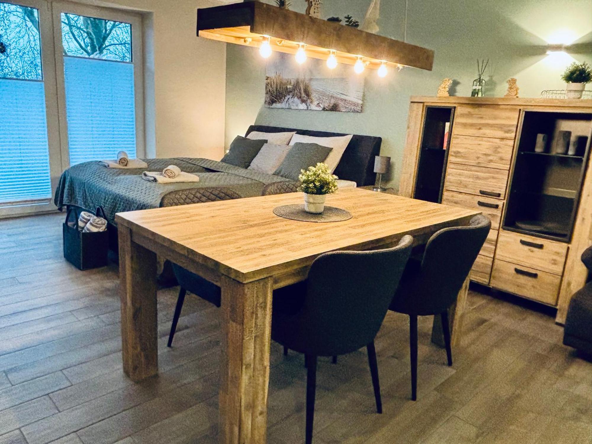 Kleine Auszeit -- Inklusive Parkplatz & Wifi, Geschirrspueler, Waschmaschine & Terrasse Mit Strandkorb -- Perfekt Fuer Urlaub & Business Шарбойц Екстер'єр фото